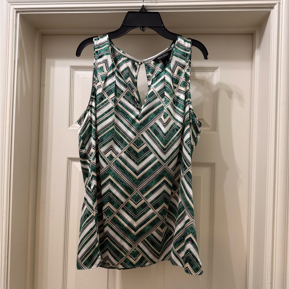 White House Black Market Green and White Geometric Blouse